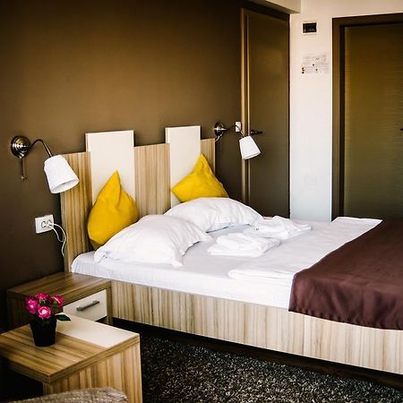 Hotel Gala Cluj-Napoca Extérieur photo