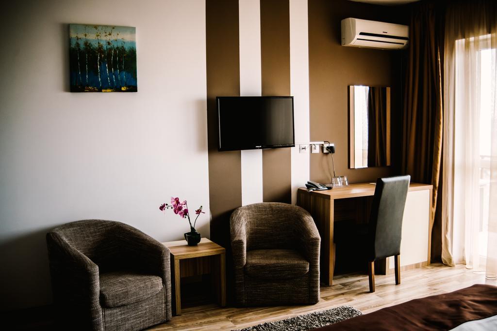 Hotel Gala Cluj-Napoca Extérieur photo