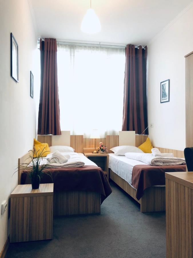 Hotel Gala Cluj-Napoca Extérieur photo